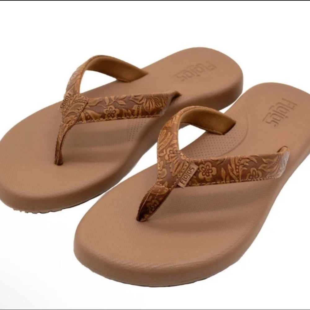 Flojos Women's Size 6 Brown / Tan Artisan Flip Flop Sandals